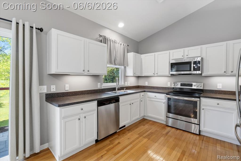 989 Callaway Court, Howell, MI 48843 — Photo 15