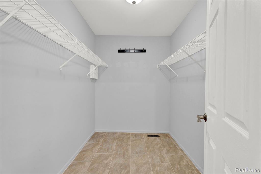 43576 INGLENOOK, Sterling Heights, MI 48314 — Photo 59