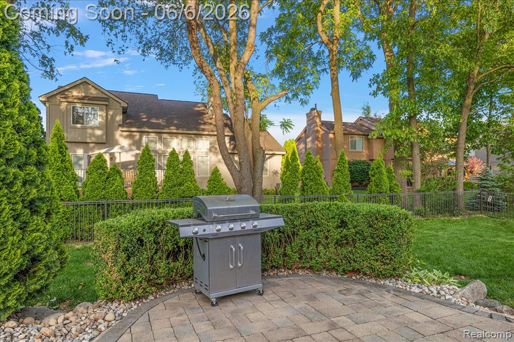 5768 Bellshire Lane, Clarkston, MI — Photo 7