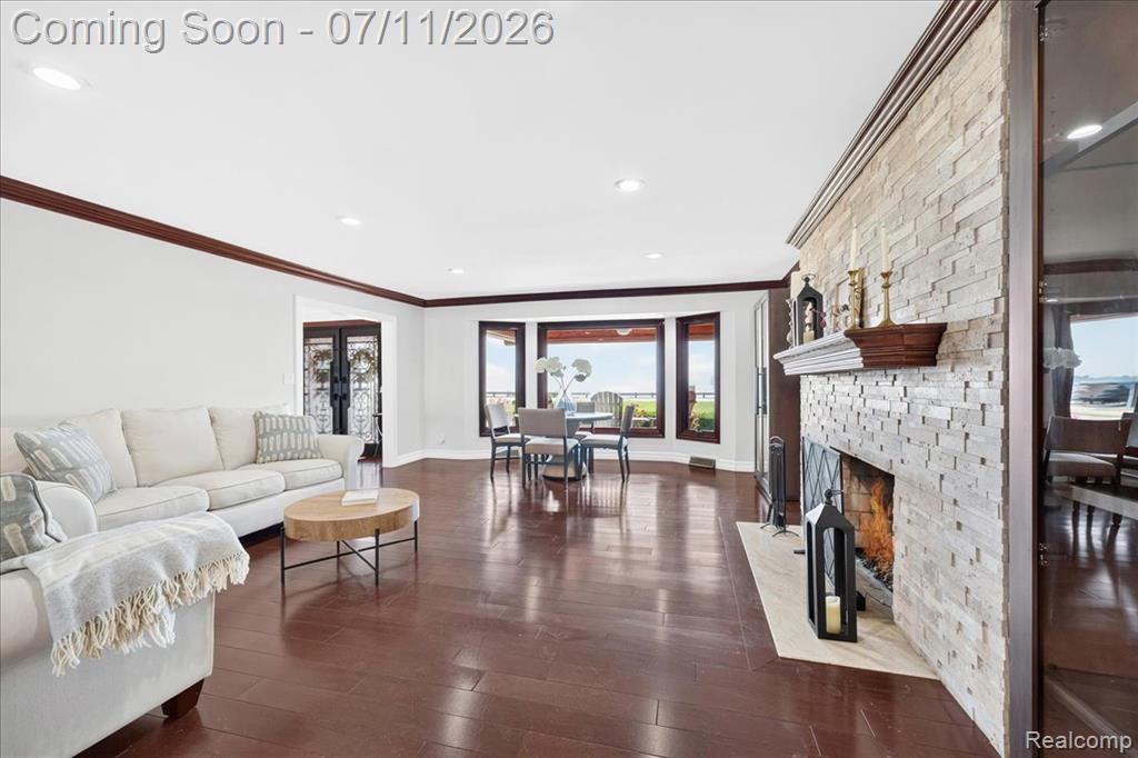 23750 E River Road, Grosse Ile, MI 48138 — Photo 4