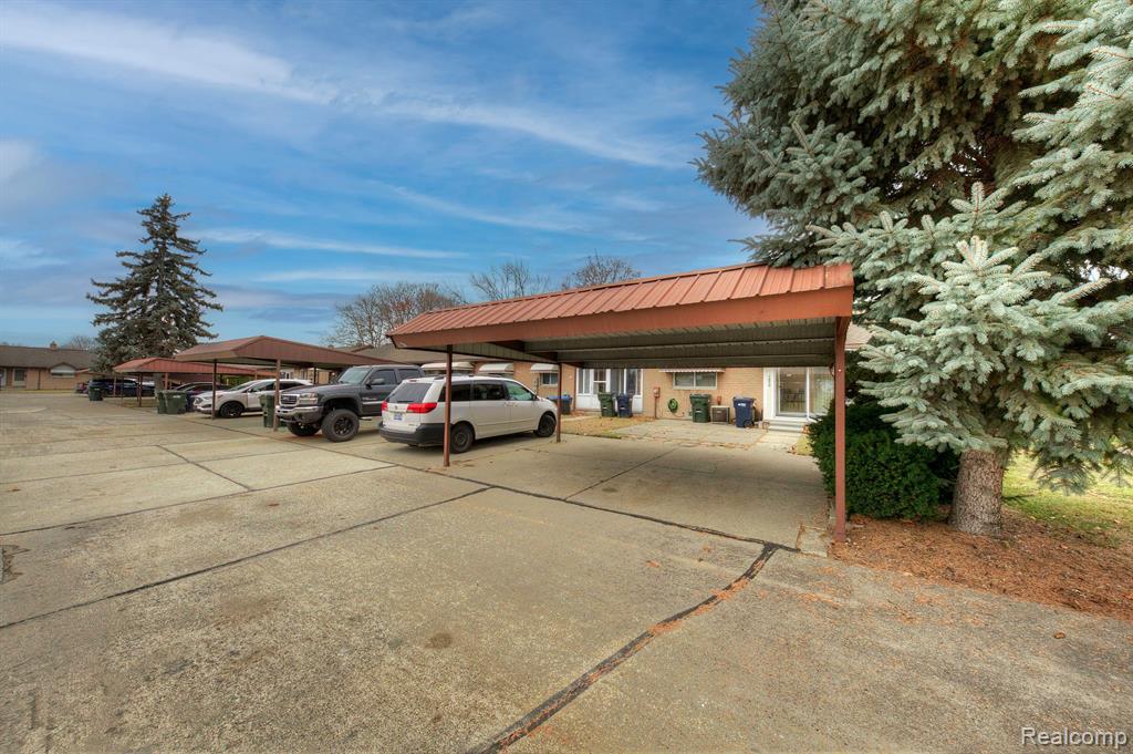 8401 18 Mile Road, Unit 167, Sterling Heights, MI 48313 — Photo 19