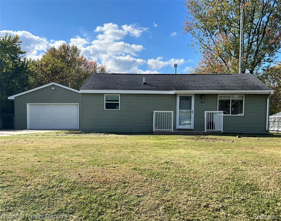 7444 Rory Street, Grand Blanc, MI 48439 — Photo 2