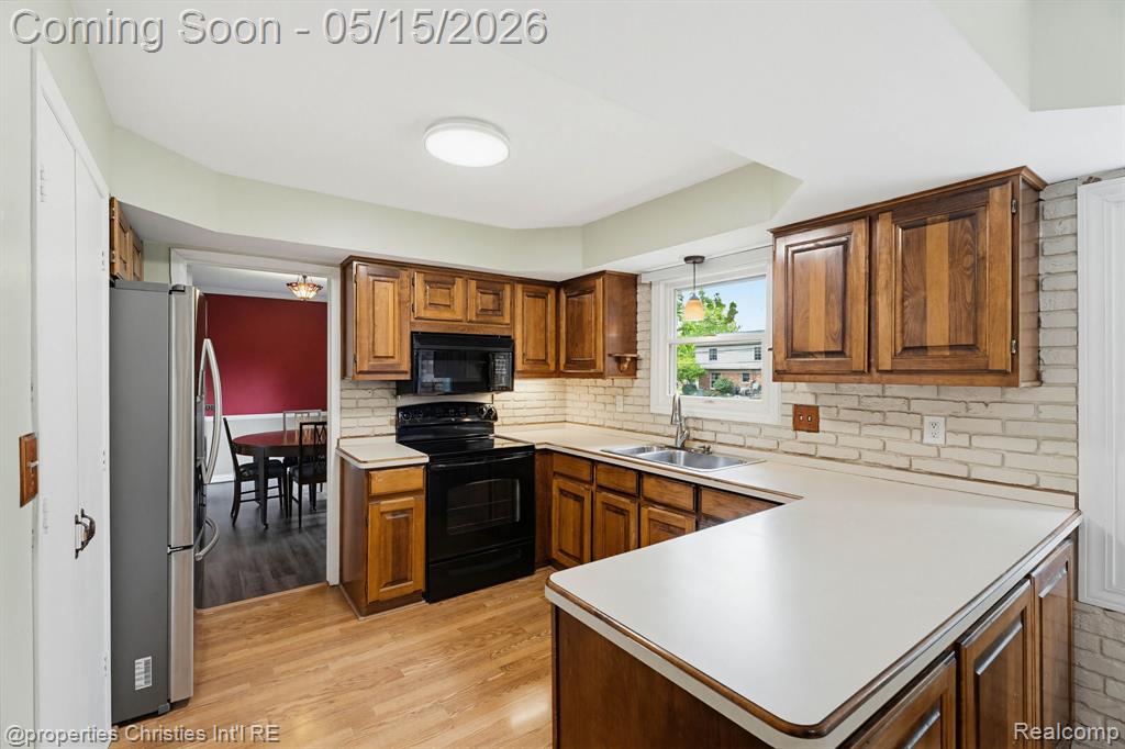 8648 Tamarack Drive, Shelby Twp, MI 48317 — Photo 11