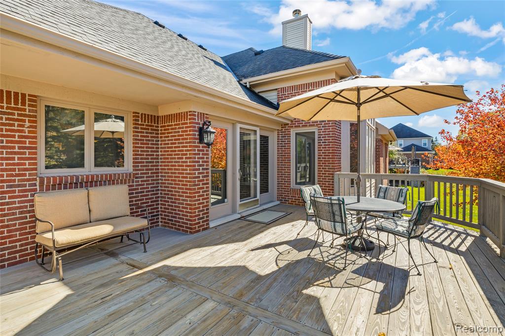 9124 Countrywood Drive, Plymouth, MI 48170 — Photo 38