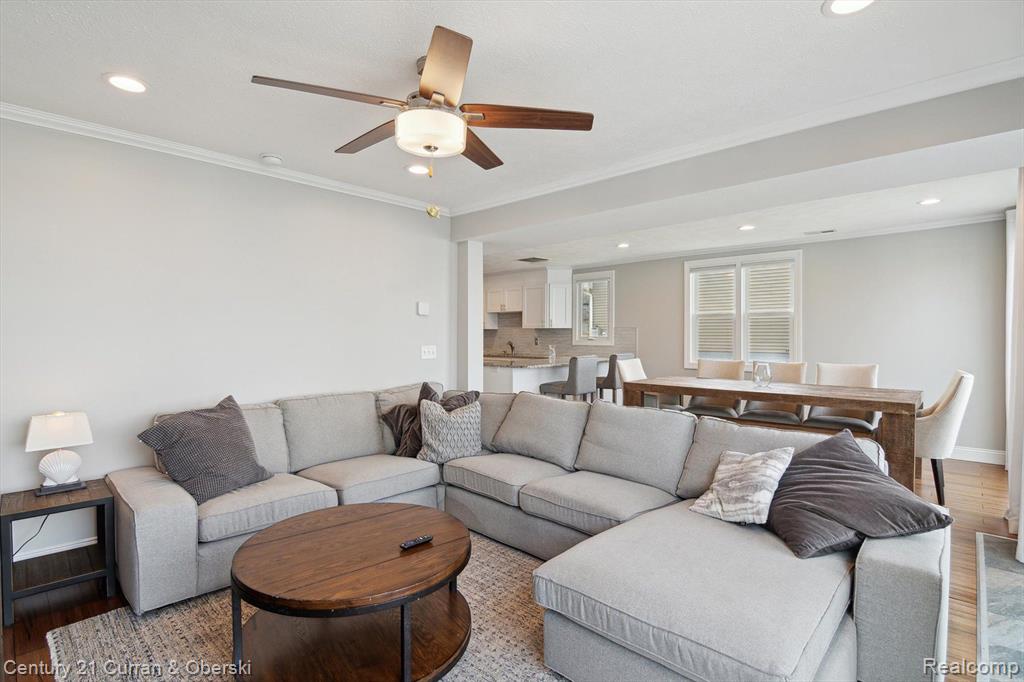 421 EDGEWOOD Drive, Jackson, MI 49201 — Photo 17