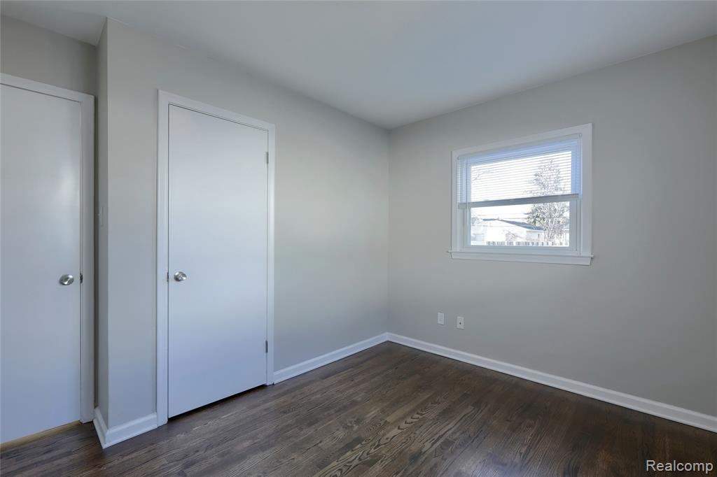 24907 Brittany Avenue, Eastpointe, MI 48021 — Photo 14