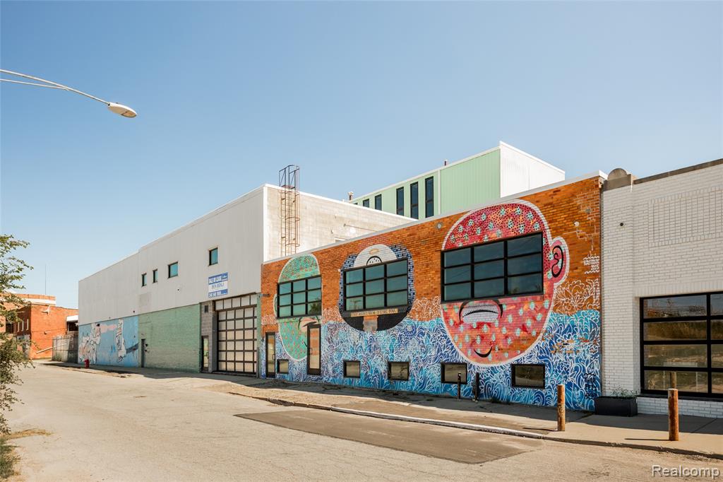 2000 Division Street, Detroit, MI, 48207