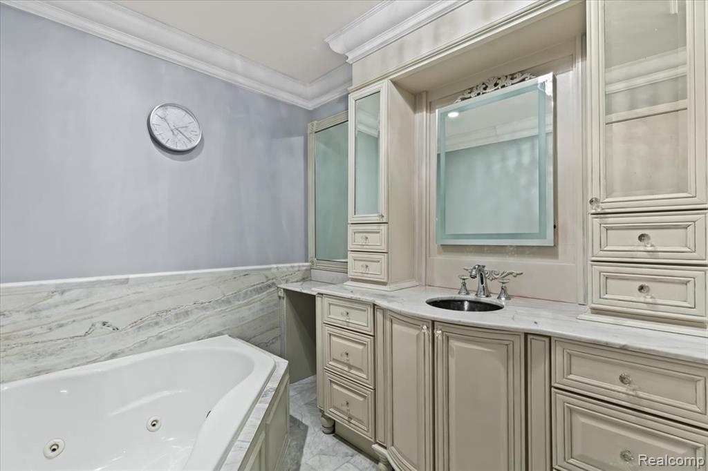 294 Main Sail Court, 22, Detroit, MI 48207 — Photo 25
