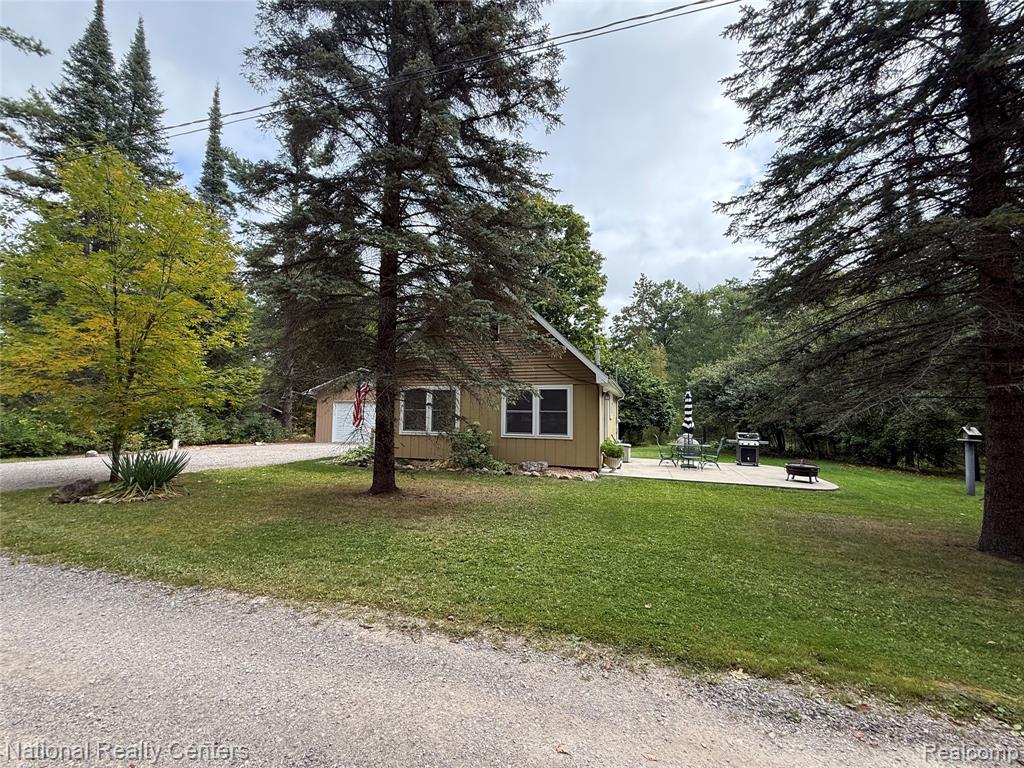 3055 E Mouch Drive, Mio, MI 48647 — Photo 3