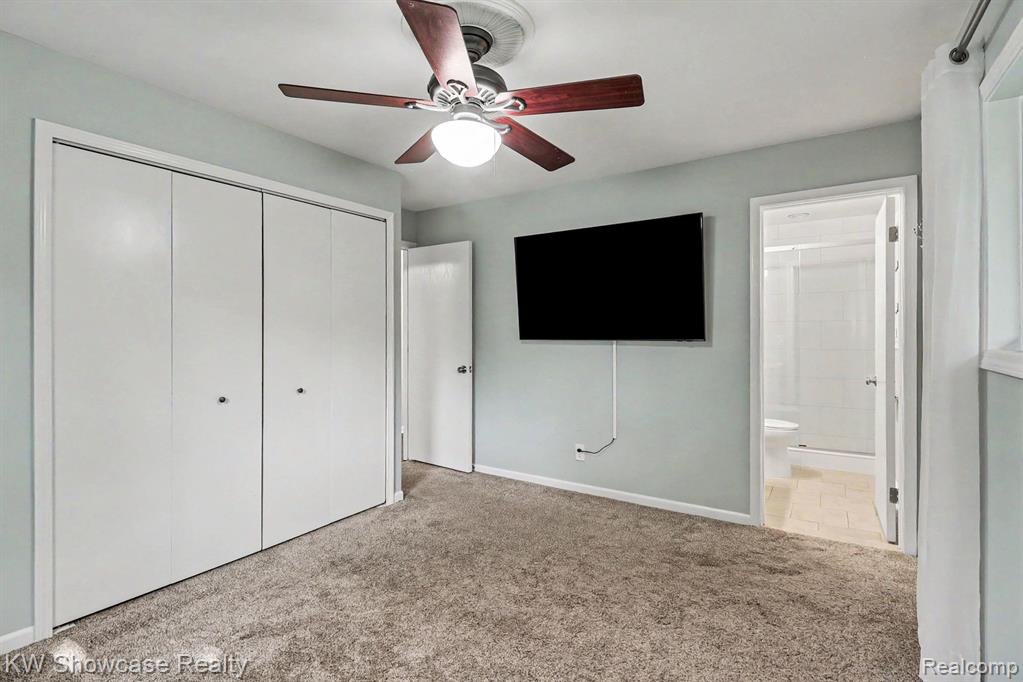 2572 Ridge Road, White Lake, MI 48383 — Photo 16