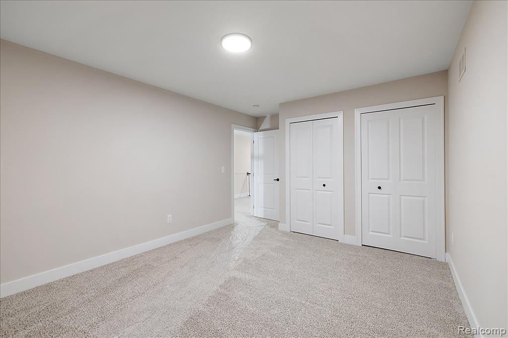 50669 Mistwood Drive, Macomb, MI 48042 — Photo 42