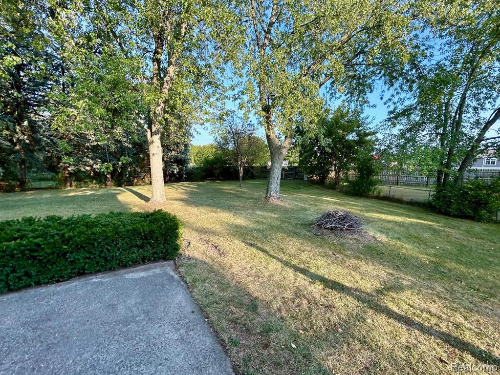413 MARION, Clinton, MI 49236 — Photo 29
