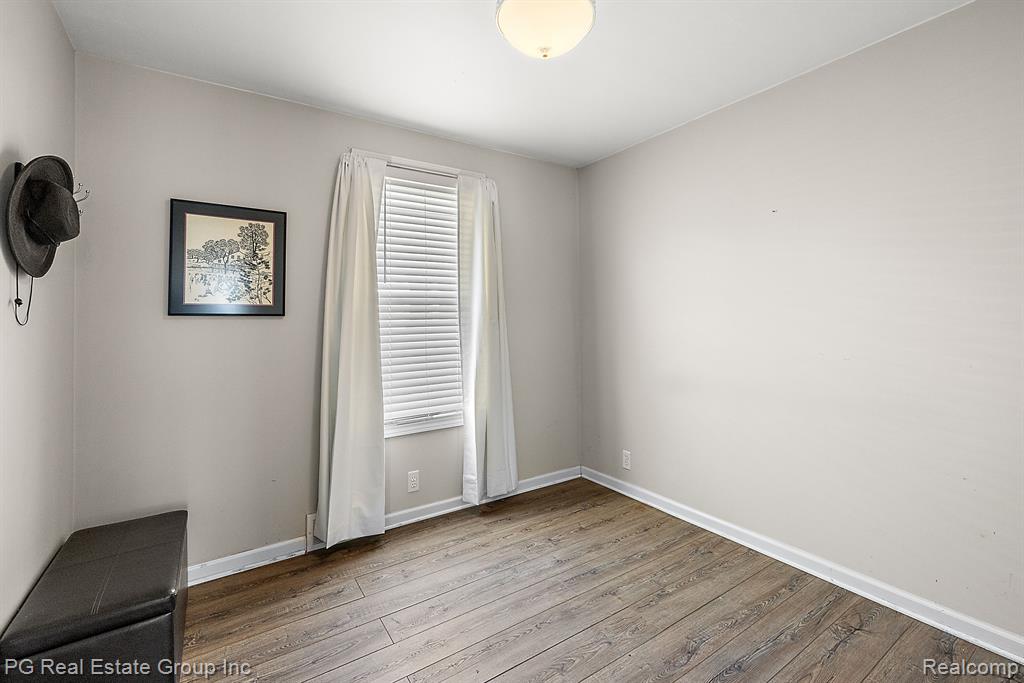14 PLEASANT Street, Oxford, MI 48371 — Photo 29
