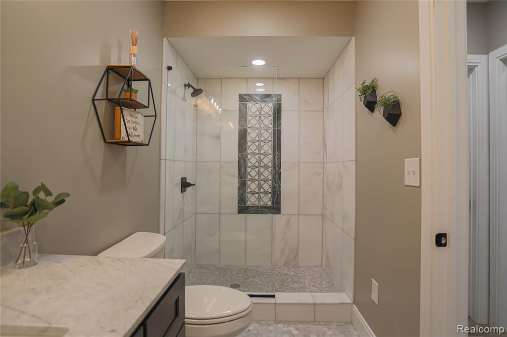 55761 Timbers Edge Drive, Shelby Twp, MI 48316 — Photo 45