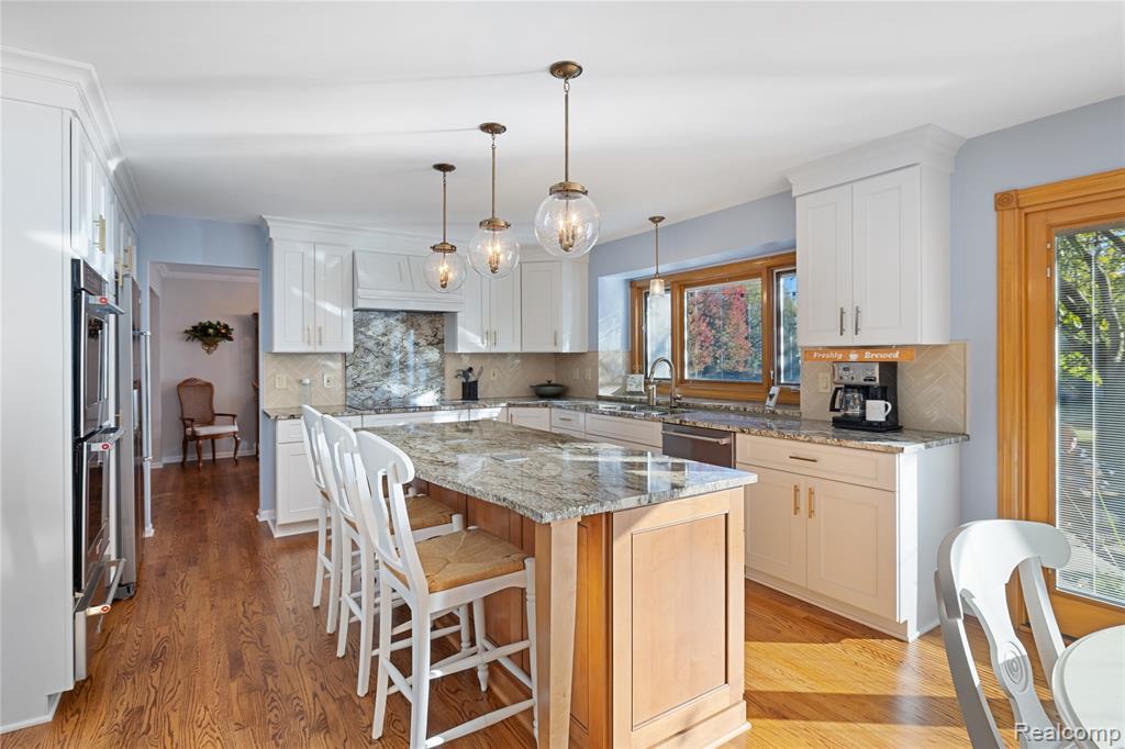 6894 Kings Mill Drive, Canton, MI 48187 — Photo 12