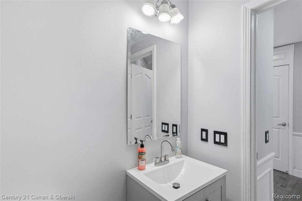 2043 Centennial Drive, Canton, MI 48187 — Photo 37