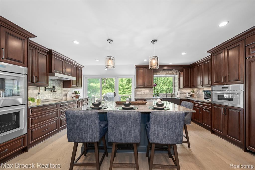 4695 Maura Lane, West Bloomfield, MI 48323 — Photo 22