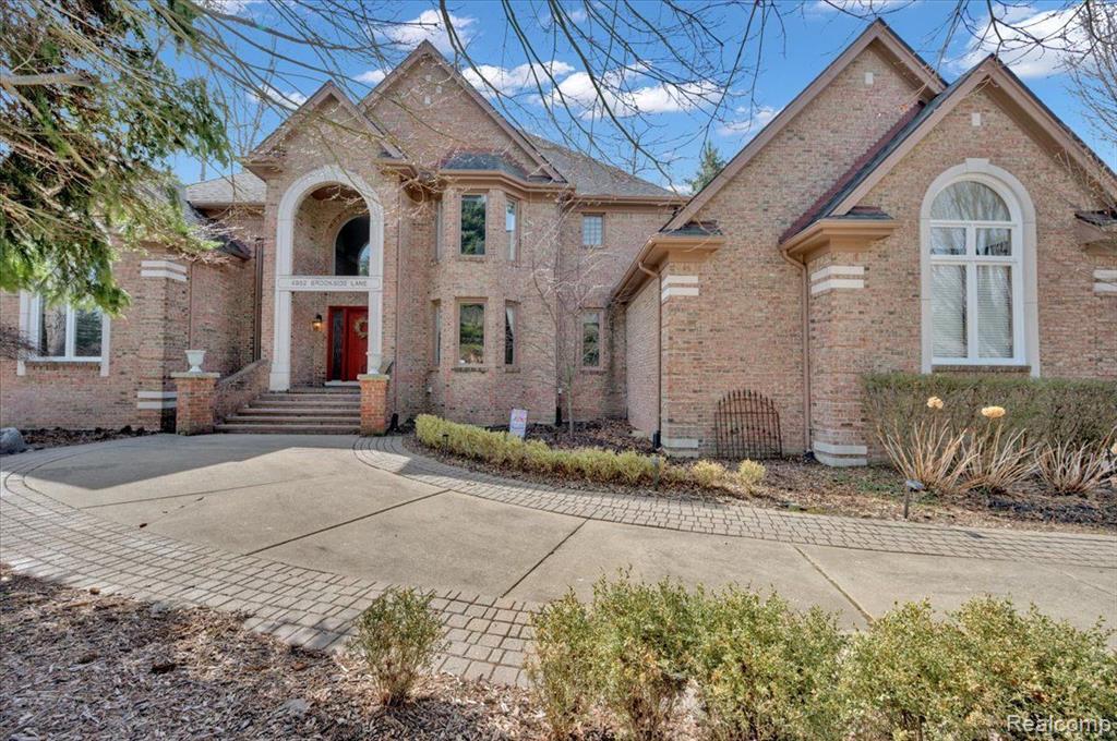 4952 BROOKSIDE Lane, Washington, MI — Photo 2