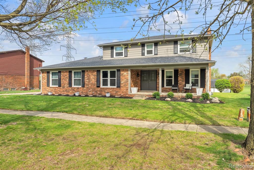 47266 WARWICK Court, Shelby Twp, MI 48315 — Photo 35