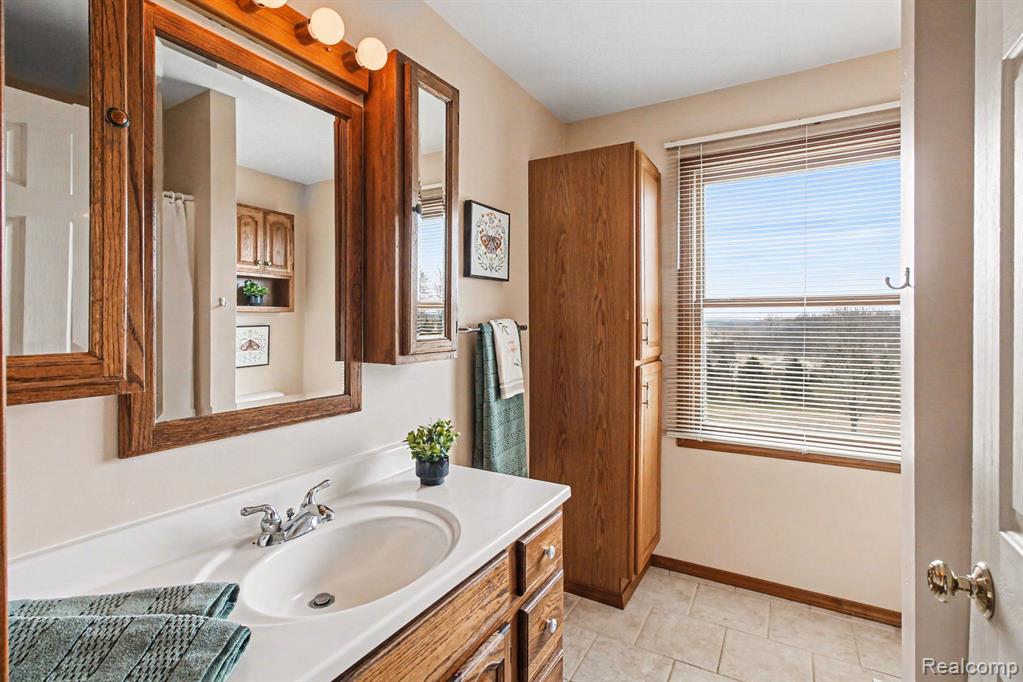 8806 Bergin Road, Howell, MI 48843 — Photo 21