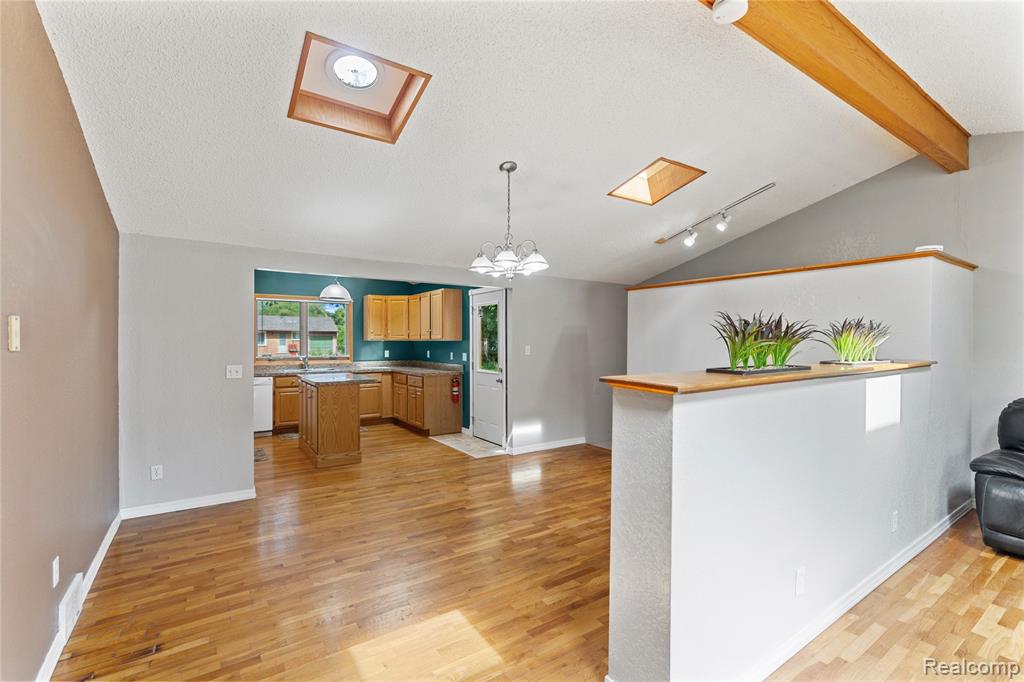 6411 Brookview Drive, Grand Blanc, MI 48439 — Photo 6