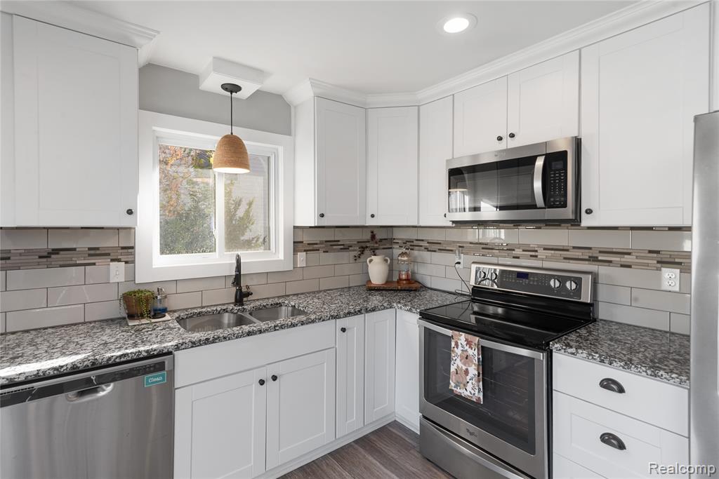 43606 Gainsley Drive, Sterling Heights, MI 48313 — Photo 6