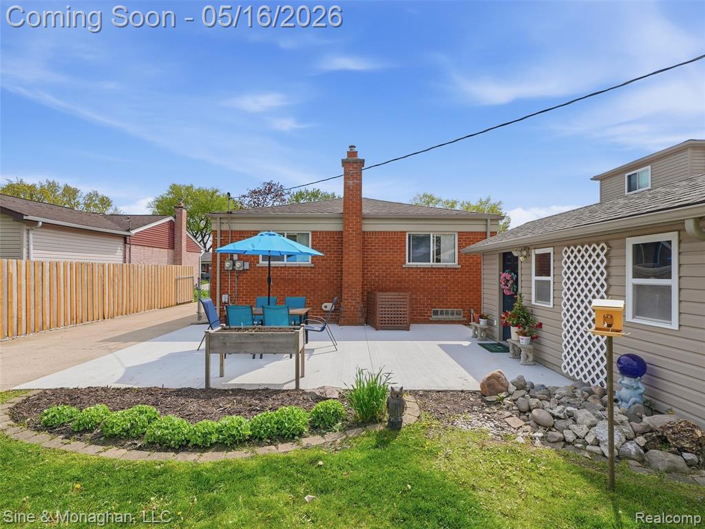23701 Lakewood Street, Saint Clair Shores, MI 48082 — Photo 23