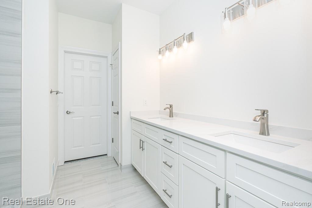 225 E Predmore Road, Oakland, MI — Photo 40