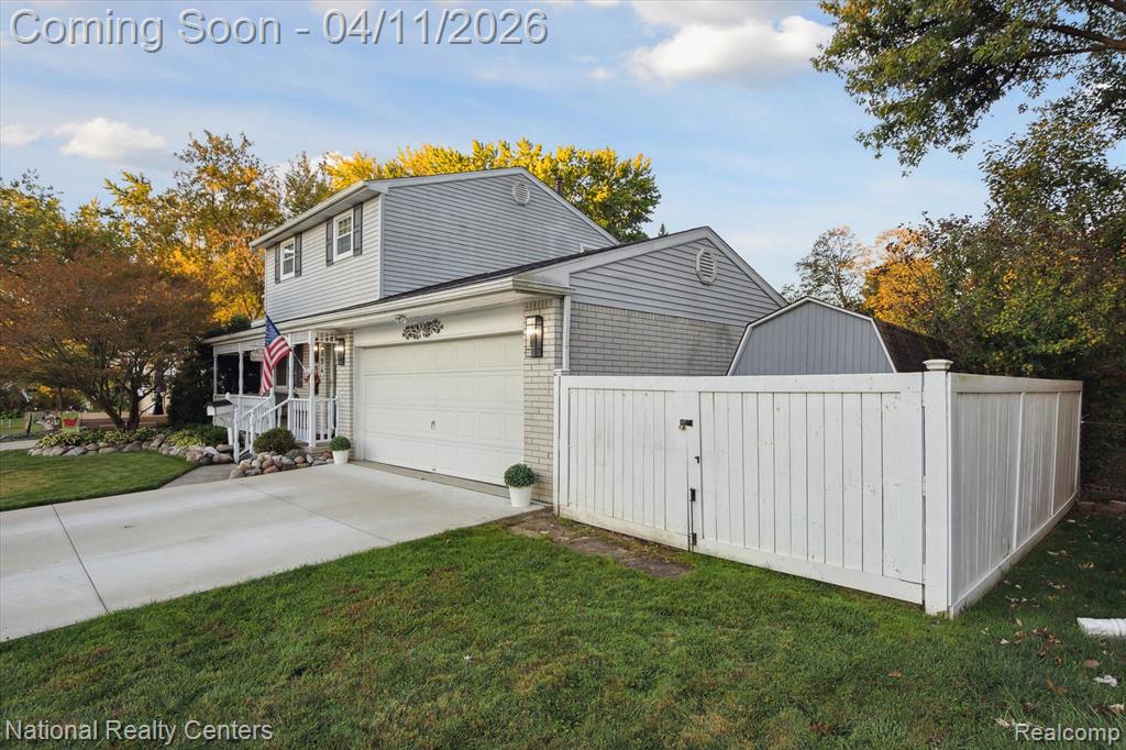 594 Worchester Street, Westland, MI 48186 — Photo 27