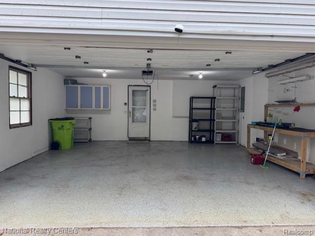 2460 Ogden Drive, West Bloomfield, MI 48323 — Photo 20