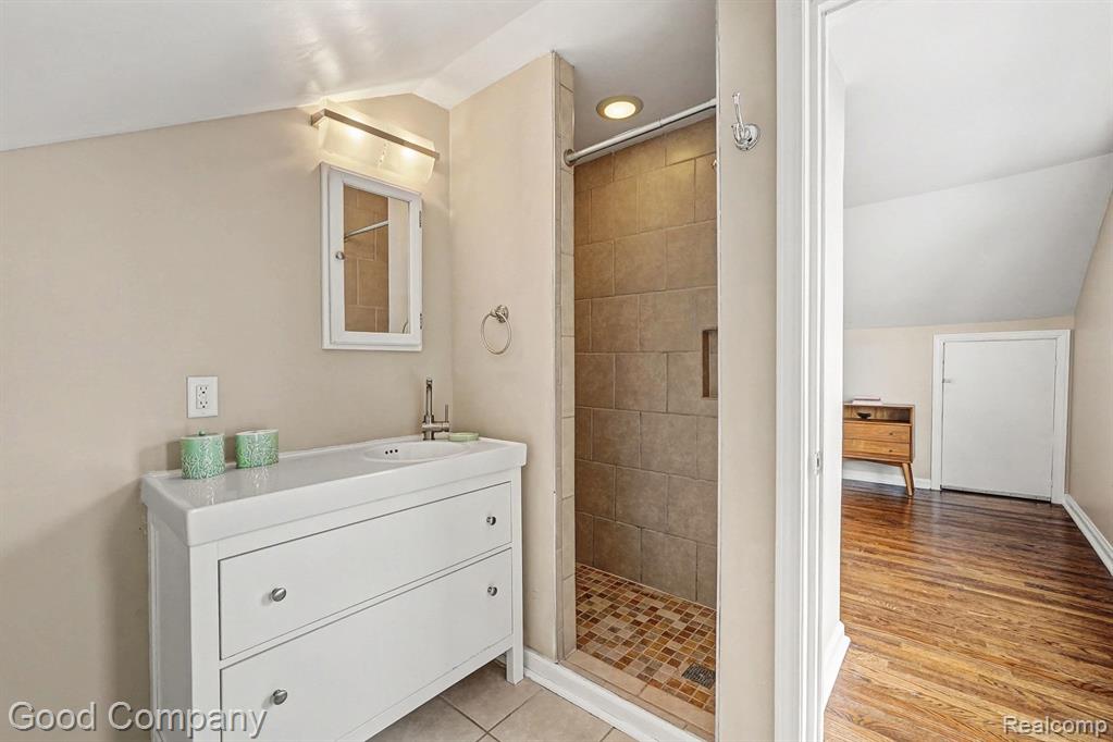 13146 Elgin Avenue, Huntington Woods, MI — Photo 15
