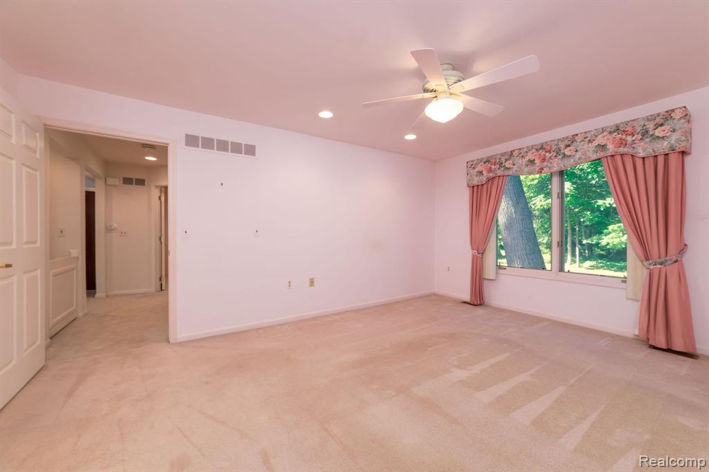 21345 BOXWOOD, Farmington Hills, MI 48336 — Photo 15