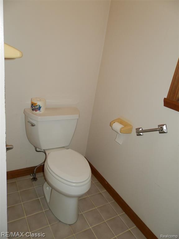 7736 Berwick Drive, Westland, MI — Photo 19