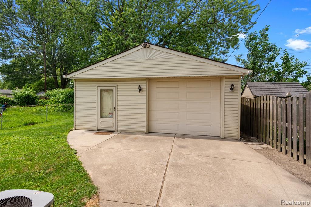 6140 Harold Street, Taylor, MI 48180 — Photo 25