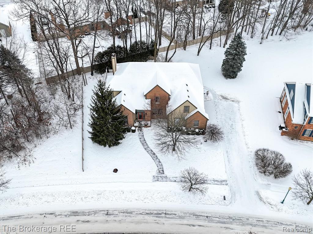 5475 Woodfield Parkway, Grand Blanc, MI 48439 — Photo 92