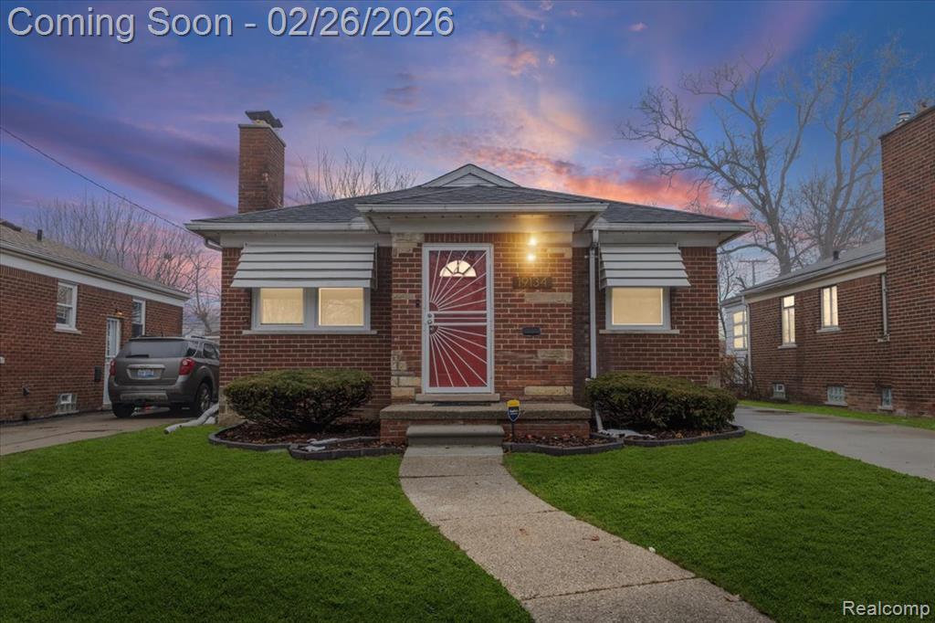 19134 Mallina Street, Grosse Pointe, MI 48236 — Photo 23