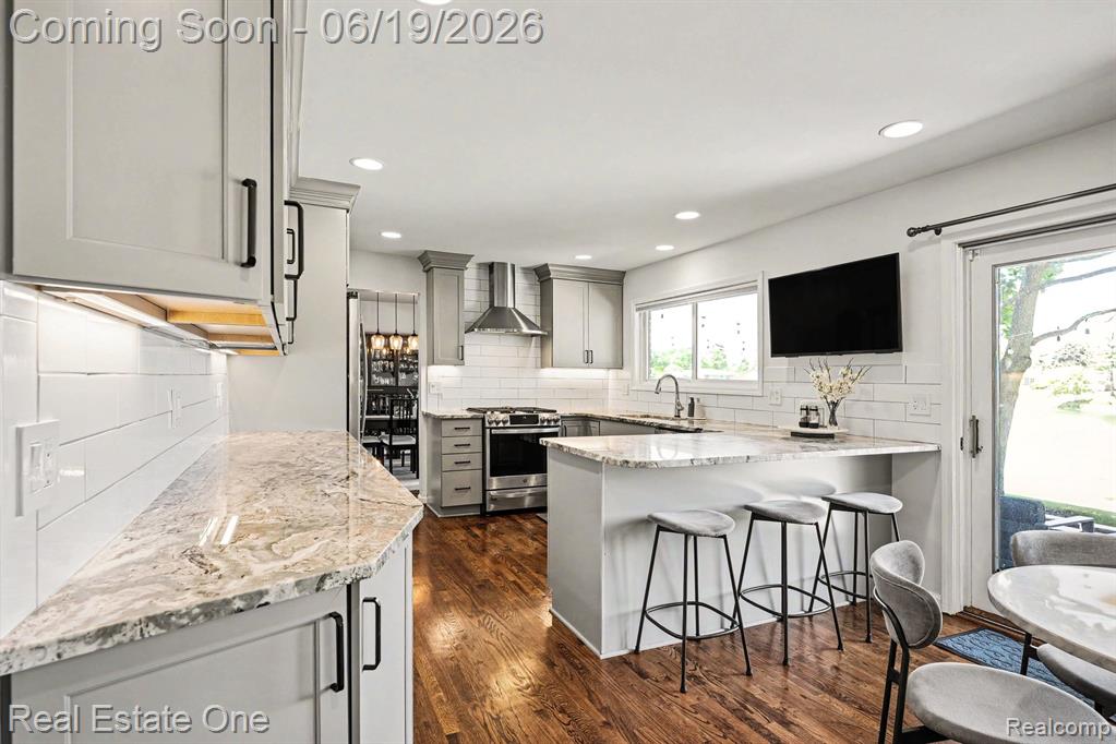 6317 Atkins Drive, Troy, MI 48085 — Photo 2