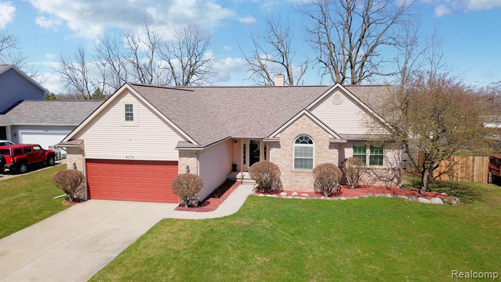 8274 North PORT, Grand Blanc, MI 48439 — front exterior