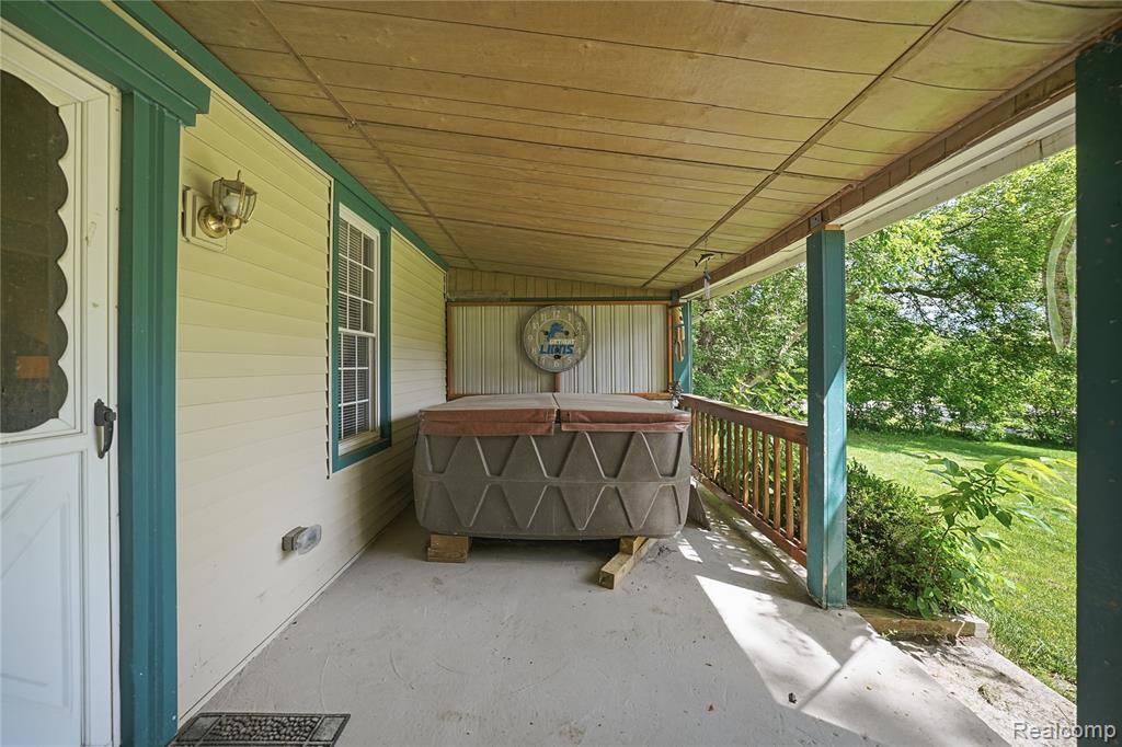 6790 Weyer Road, Imlay City, MI 48444 — Photo 28