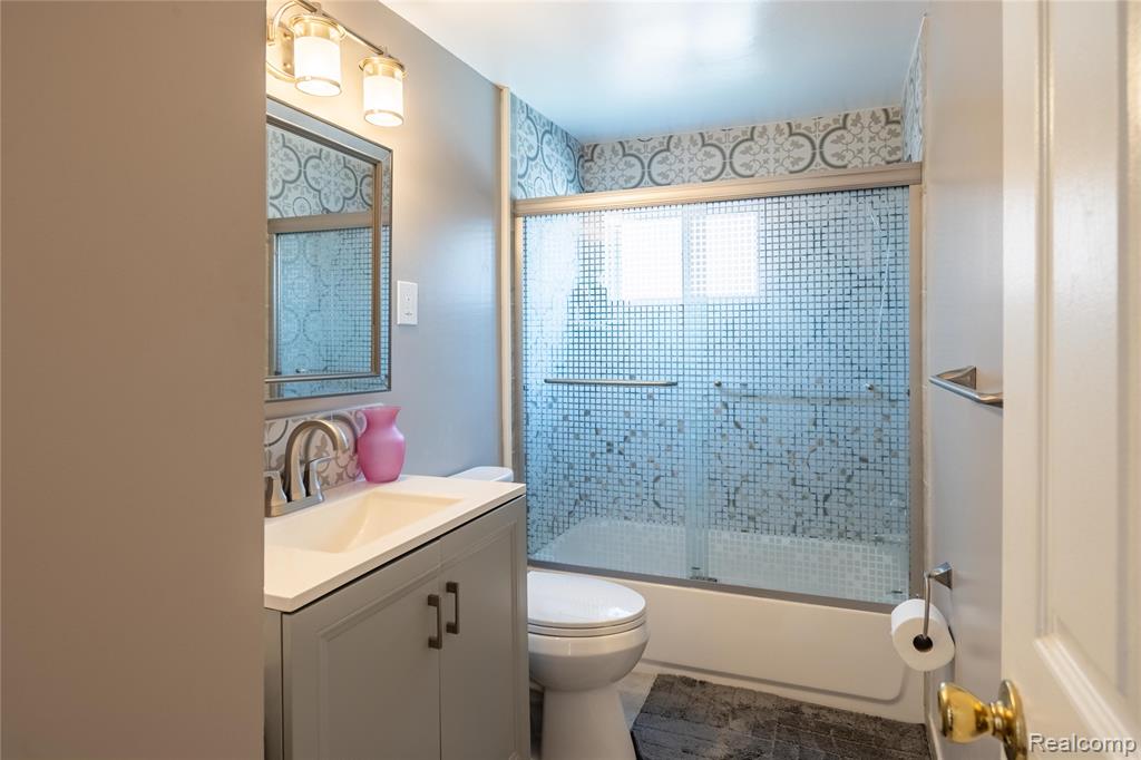 8311 Gulley Street, Taylor, MI 48180 — Photo 12
