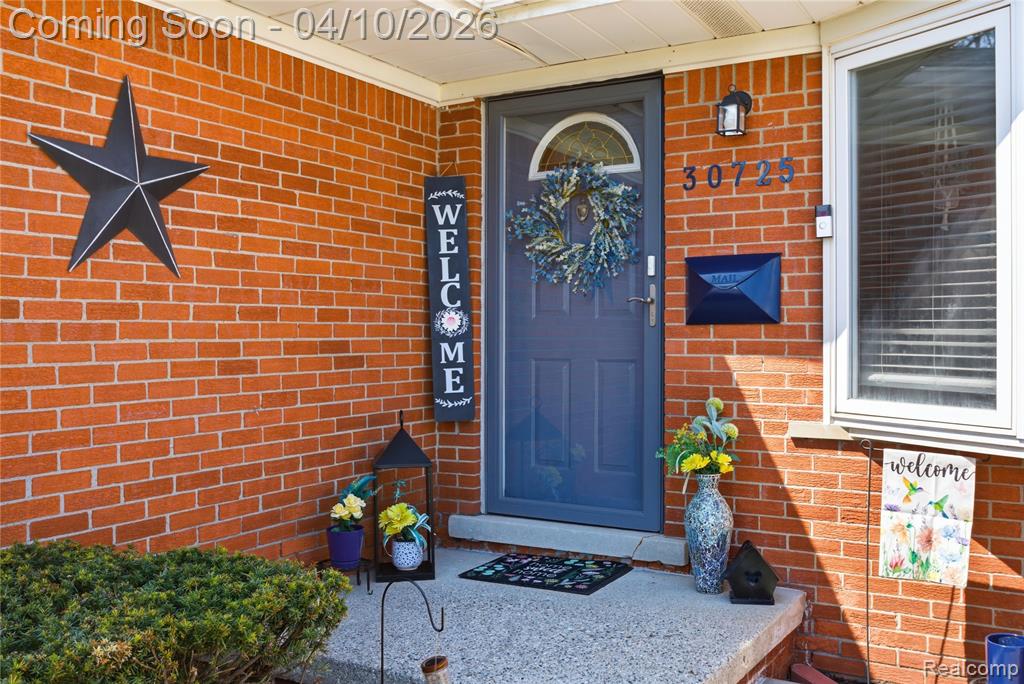 30725 Whittier Avenue, Madison Heights, MI 48071 — Photo 6
