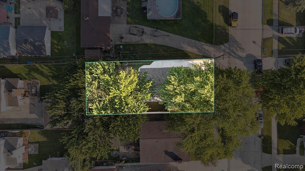30083 Lisch Street, Gibraltar, MI — Photo 51