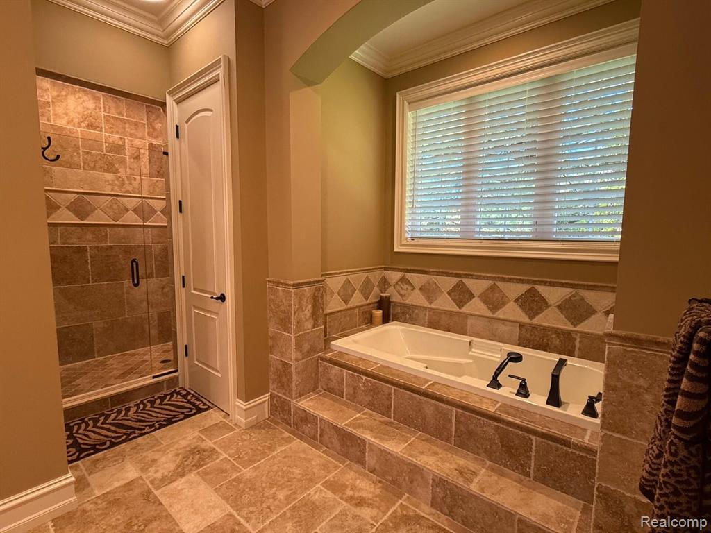 8146 Cotswold Lane, Clawson, MI 48348 — Photo 27