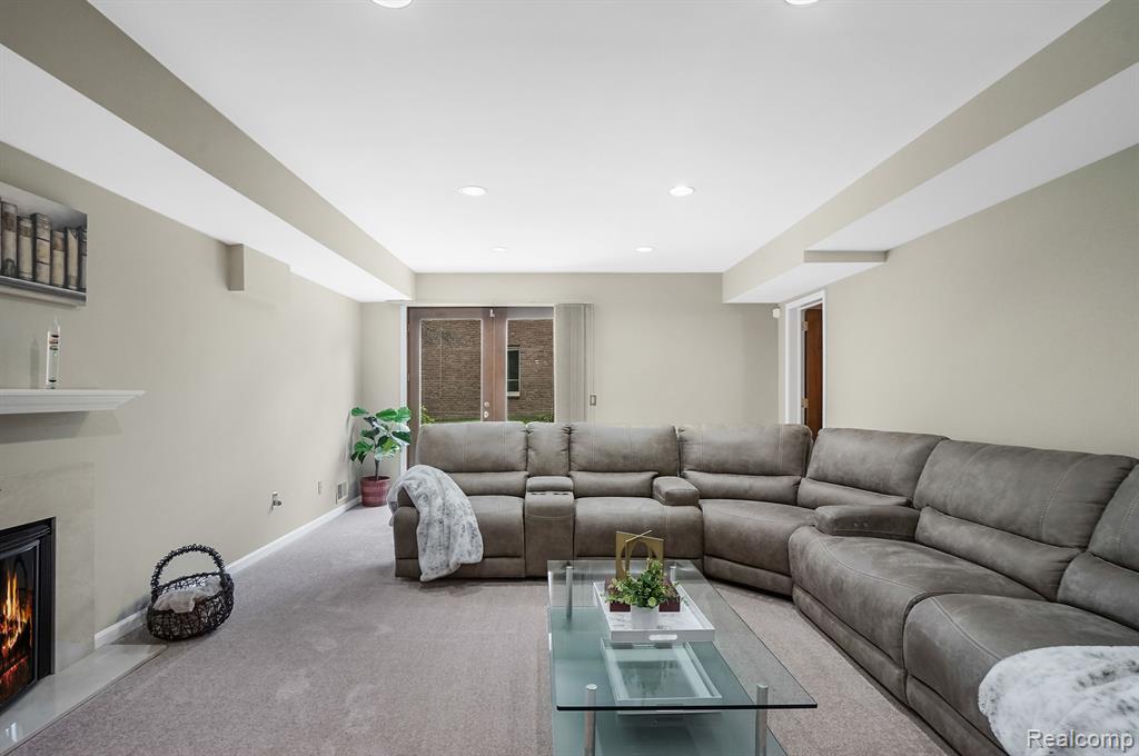 72 Vaughan Ridge Road, Bloomfield Hills, MI 48304 — Photo 48