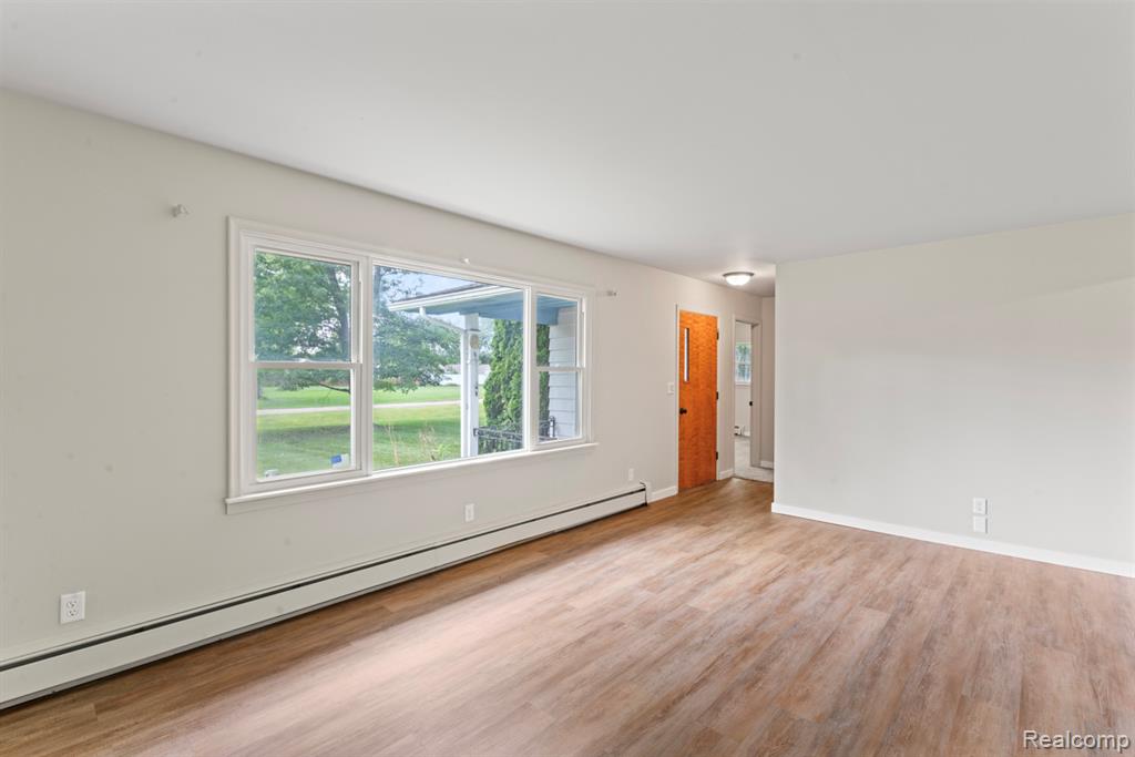 4089 Day Street, Burton, MI 48519 — Photo 16