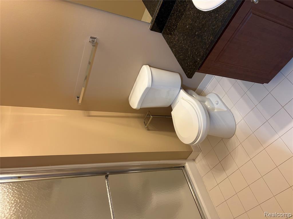 4105 Berkeley Avenue, Canton, MI 48188 — Photo 9