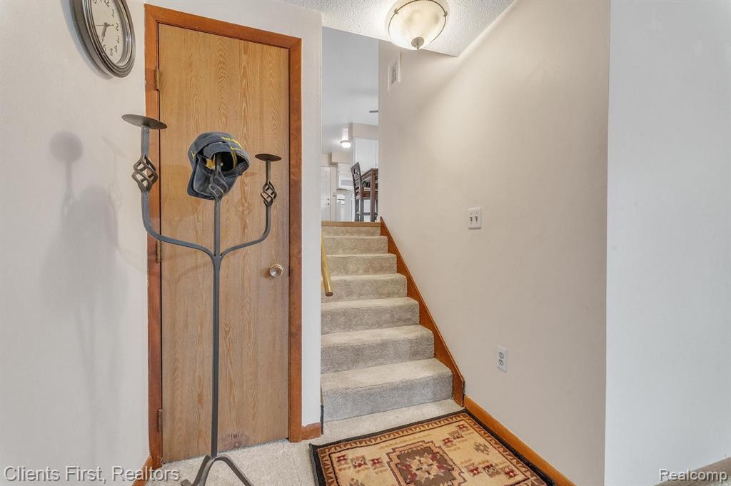 700 TOLL Street, Monroe, MI 48162 — Photo 15