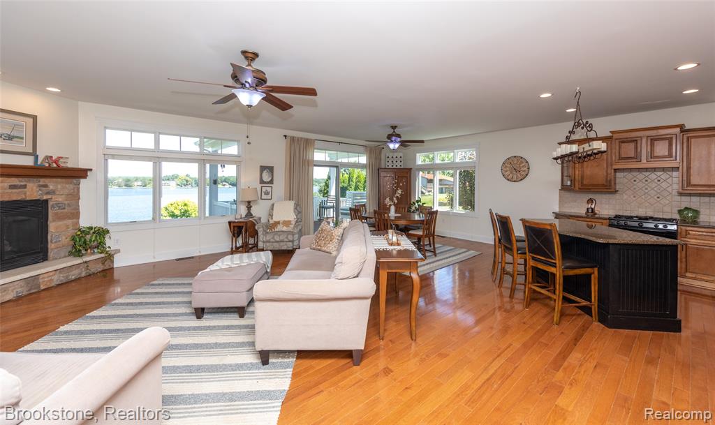 9317 Ridge Road, Goodrich Vlg, MI — Photo 21