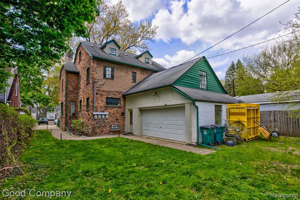 637 S CONNECTICUT Unit 2, Royal Oak, MI 48067 — Photo 18