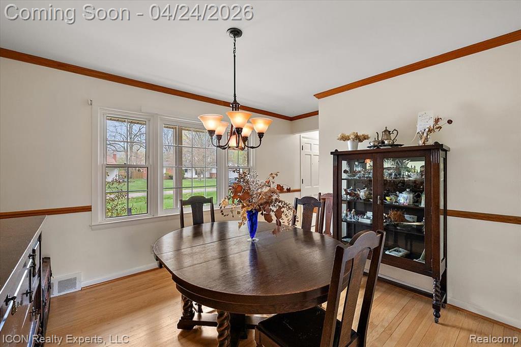 32347 Farmersville Road, Farmington, MI 48334 — Photo 29